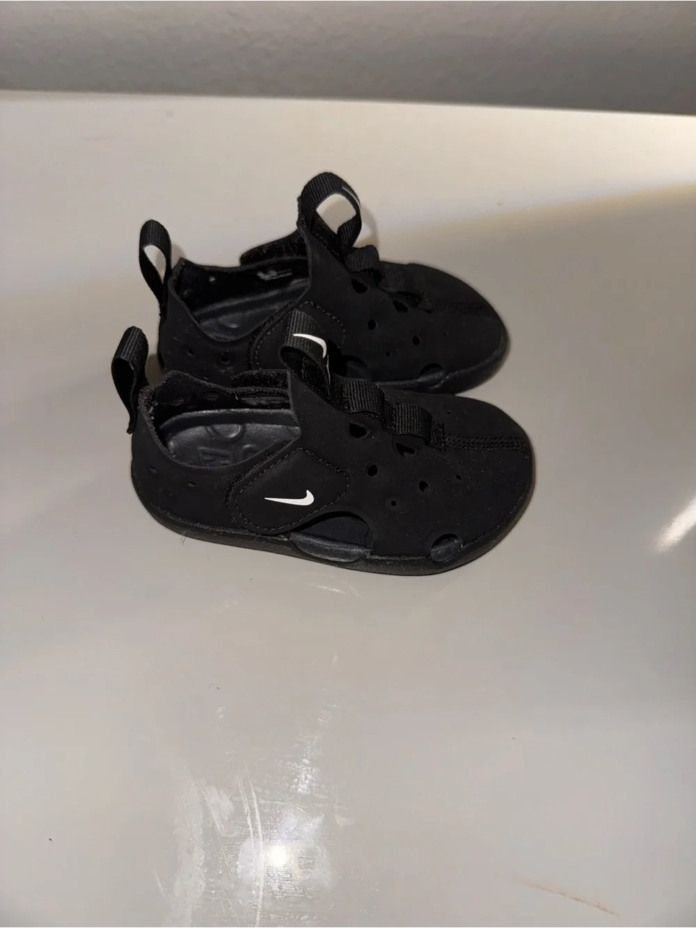 Nike lightweight sneakers
